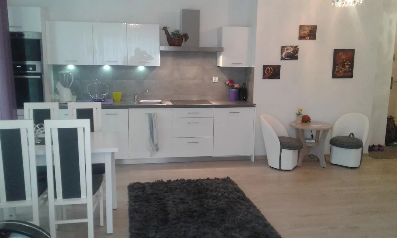 Apartament Feniks Lux 2+2 Kołobrzeg
